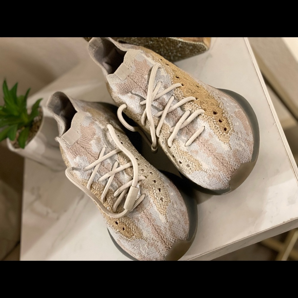 Selling my yeezys!